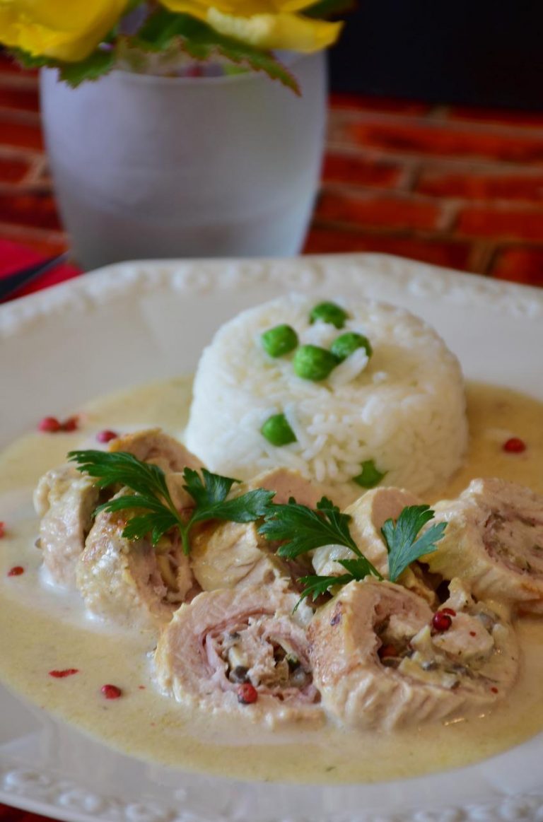 How To Make Fresh Dog Food [3 Easy Homemade Recipe]